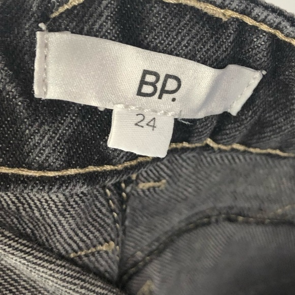 BP Black High Rise Straight Leg Distressed Knee Jeans 24 - Picture 5 of 5